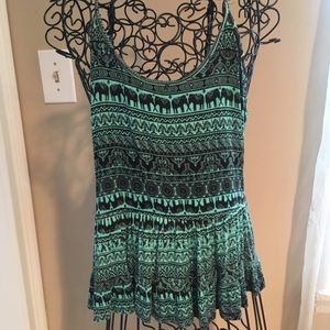 Sea foam green and black elephant pattern crop top